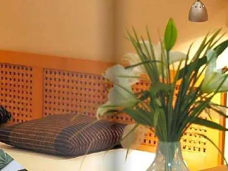 Zur Linde 3* Шермбек