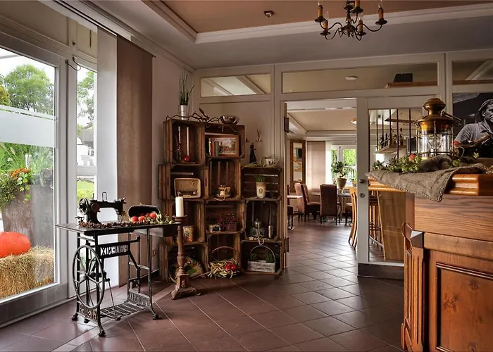 Zur Linde שרמבק